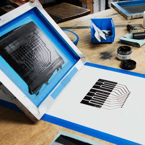 Screen printing a keyboard with electric paint